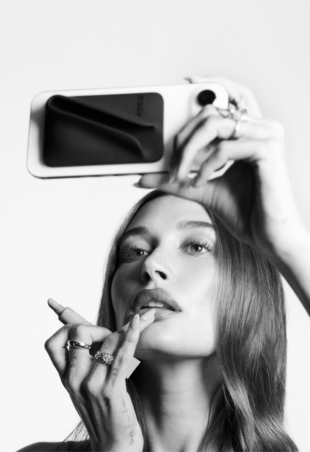 Rhode snap-on lip case
Lip holder